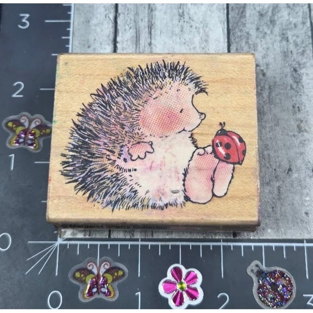 Penny Black Garden Gossip 1448E Hedgehog Ladybug Rubber Stamp Wood #M112